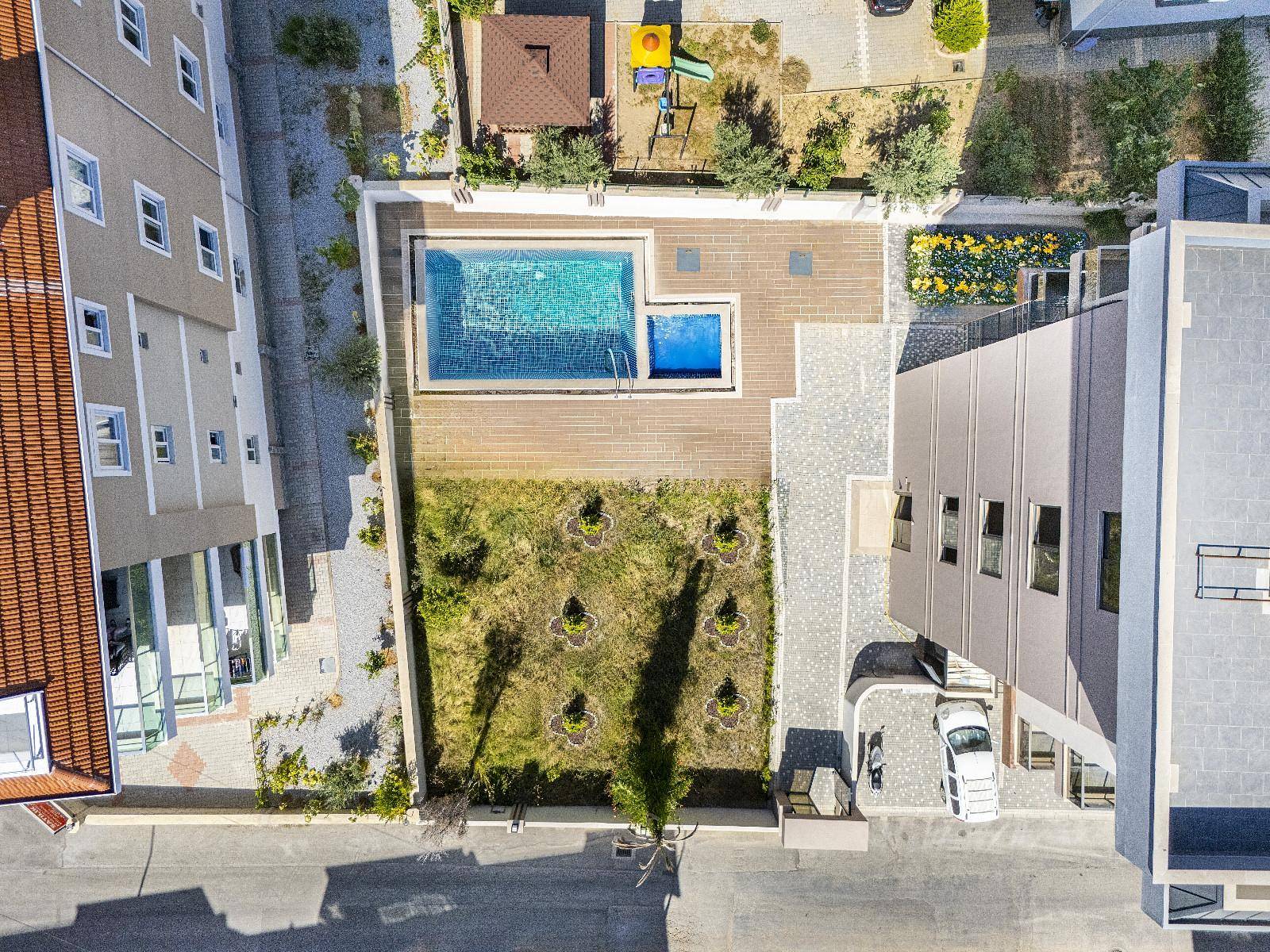 Property Images 3