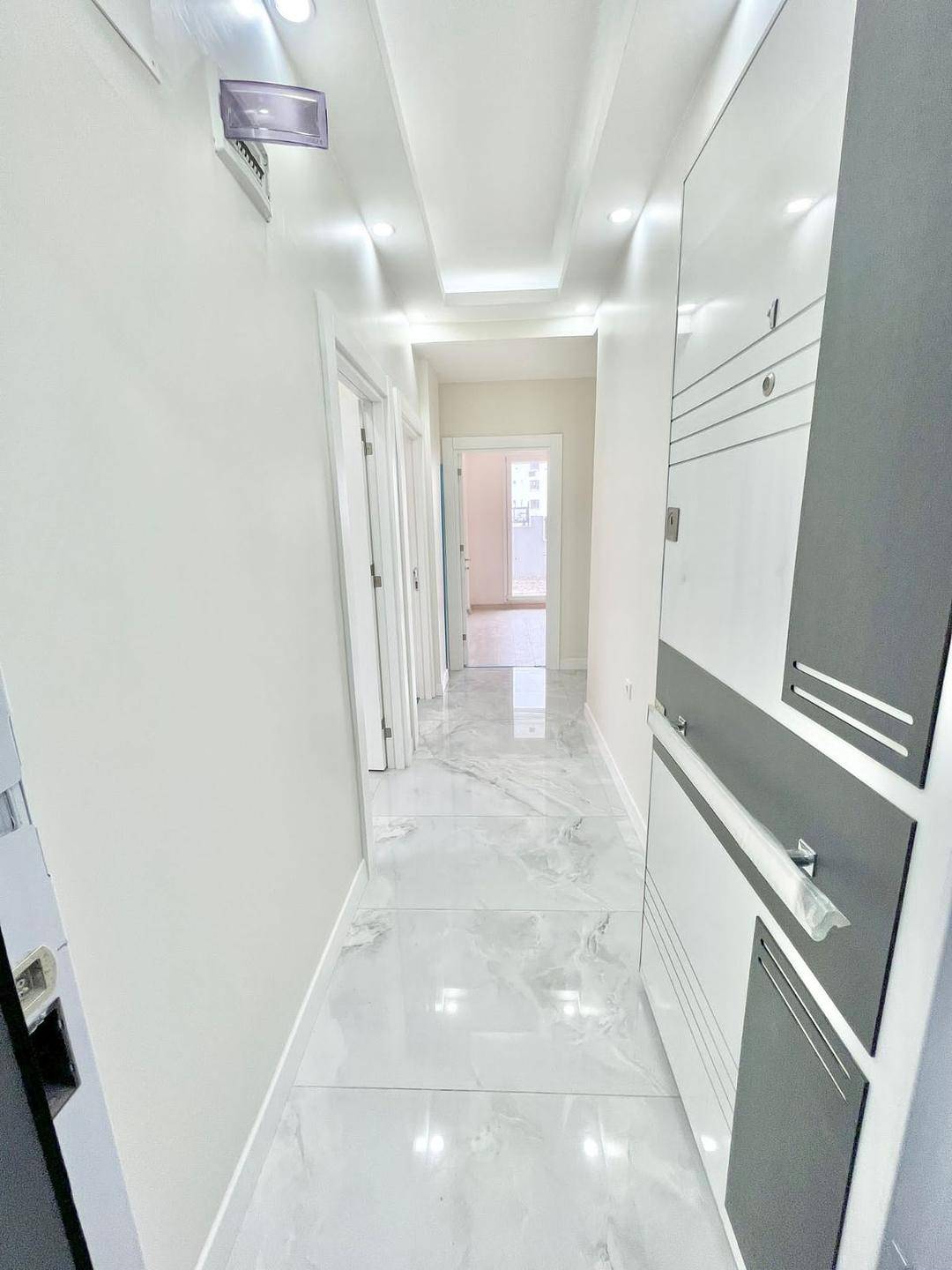 detail.propertyImage