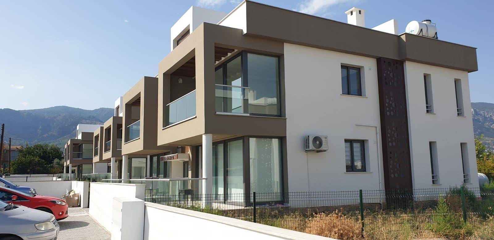 detail.propertyImage