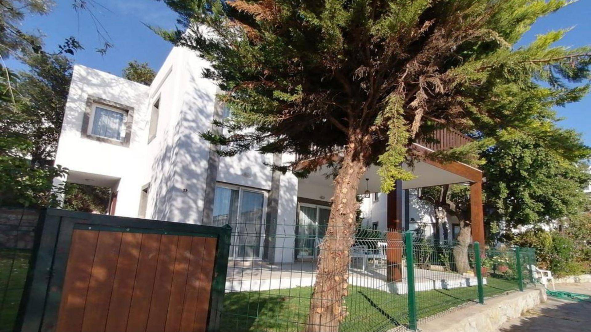 detail.propertyImage