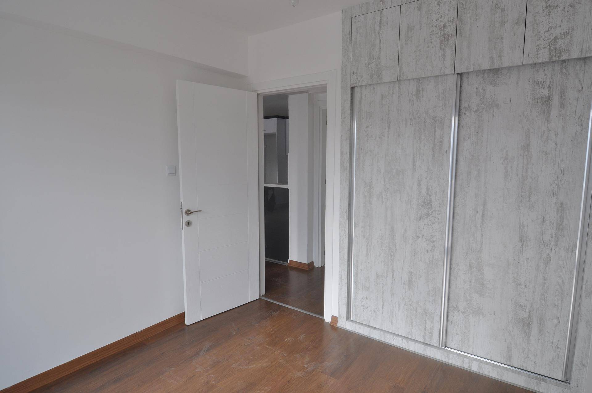 detail.propertyImage