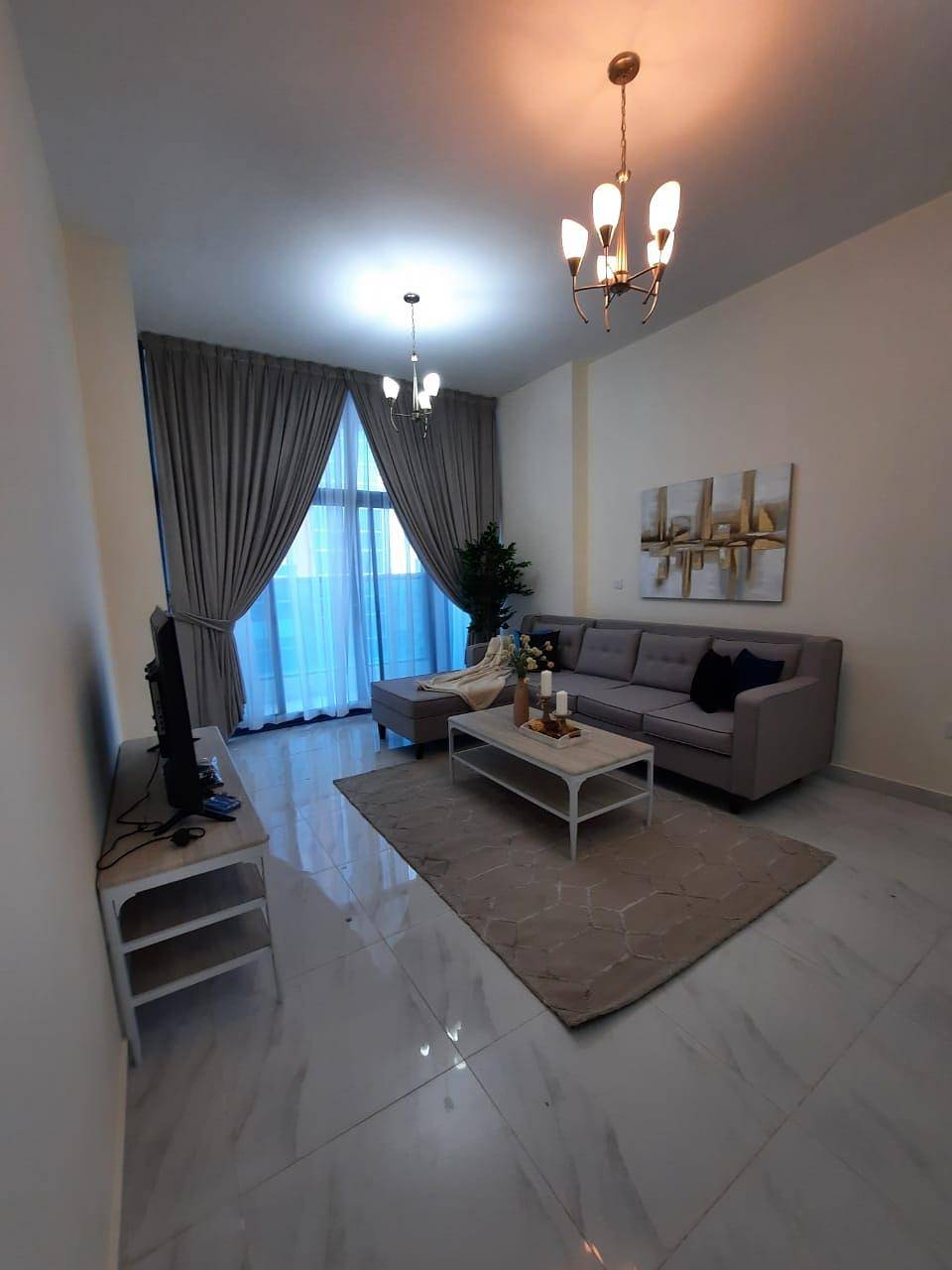 detail.propertyImage