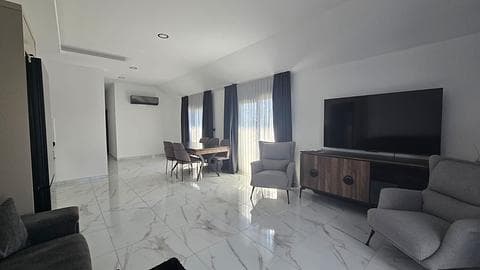 Appartement Duplex 4+1 Vue Mer à Vendre à Kargicak Alanya — 1/24