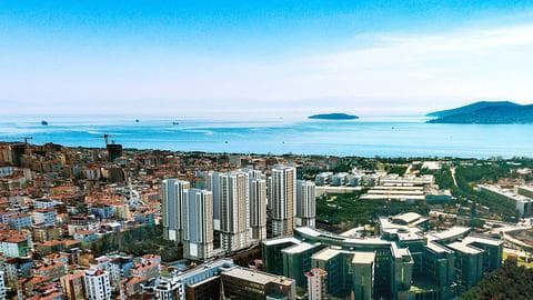 Kartal Apartments For Sale: Sea View and Residence Permit Available — 1/9