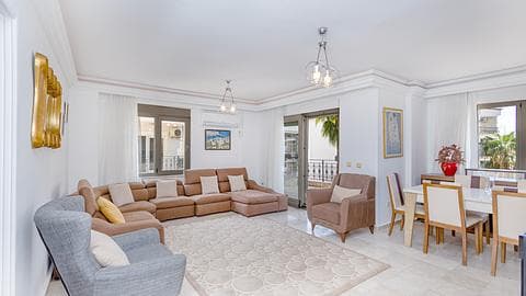 Appartement 2+1 meublé à vendre à Cikcilli Alanya — 1/21