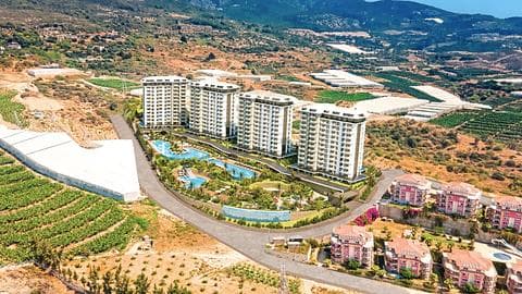Appartement à vendre à Alanya Mahmutlar : 1-4 chambres, vue sur la piscine et la mer — 1/20