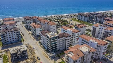 Fully Furnished 2+1 Flat 150m to Beach in Alanya Kestel — 1/24