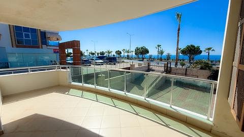 Appartement 2+1 Front de Mer à Vendre à Kestel Alanya — 1/30