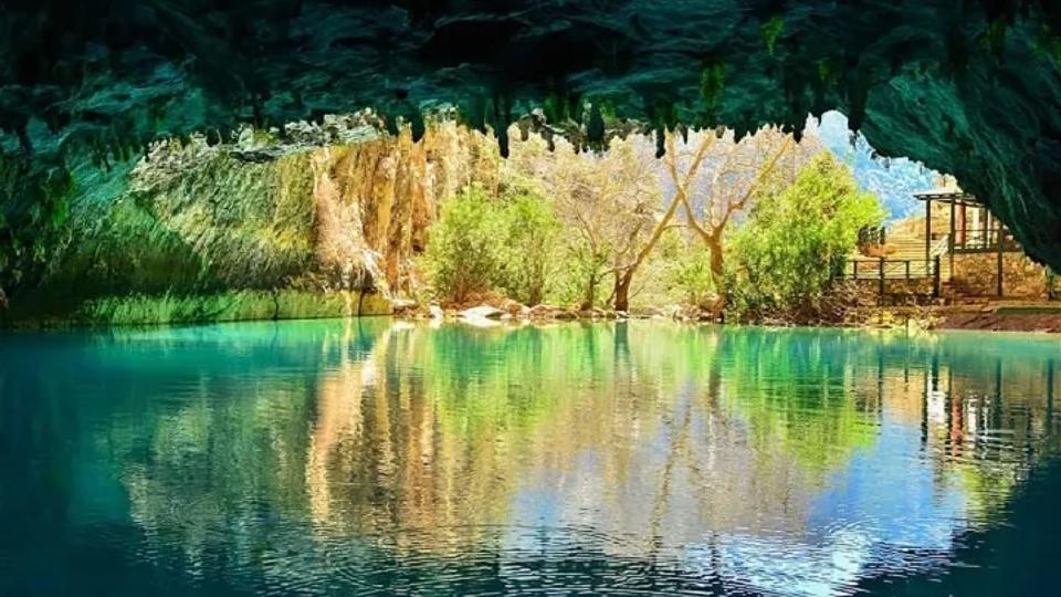 Altınbeşik Mağarası