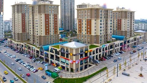 Propriété commerciale Basaksehir à vendre avec avantage de citoyenneté — 1/2