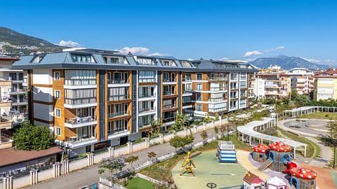 Achetez votre appartement de rêve dans le quartier Saray d'Alanya avec accès à la piscine — 1/44