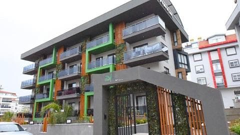 Appartements à vendre à Alanya Oba : 1-4 chambres avec vue sur la ville et piscine — 1/40