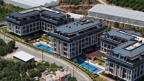 Alanya Oba Luxury Citizenship Package – 1+1 & 3+1 Apartments for €415,000 — 1/40