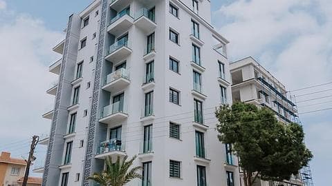 Appartement Moderne de 2 Chambres à Kyrenia — 1/14