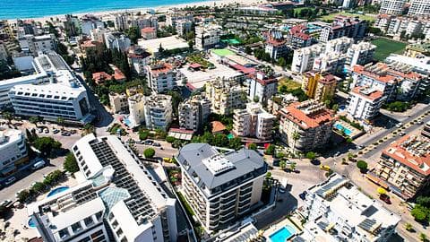 Investir dans un appartement avec piscine et vue sur la mer à Oba, Alanya — 1/48