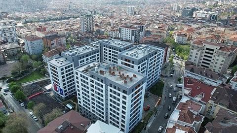 Achetez votre appartement de rêve dans Bagcilar à Istanbul : 2-4 chambres, proximité du centre-ville — 1/20
