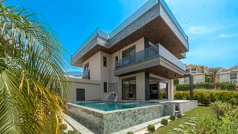 Villa à vendre à Kargicak, Alanya : 4 chambres avec piscine privée et citoyenneté — 1/29