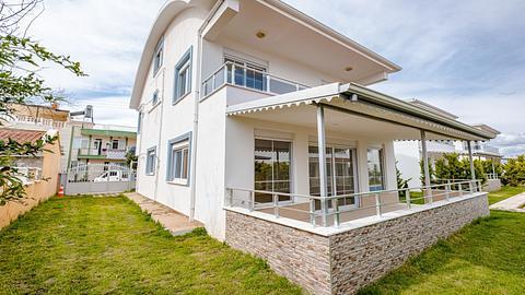 پراپرٹی کی تصویر