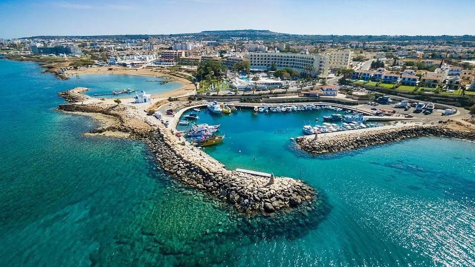 Huviloiden hinnat Kypros