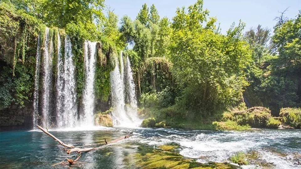 Ujëvara Dunden: një pamje e mrekullueshme