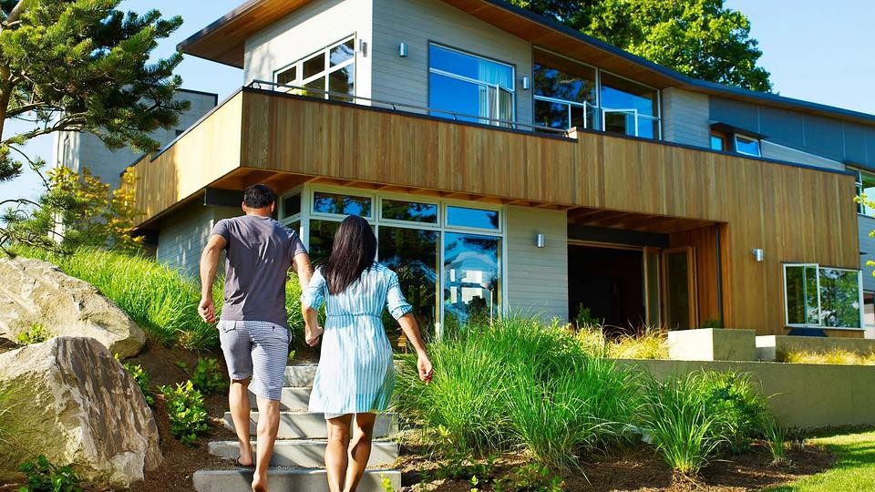 إعادة تعريف الفخامة: فلل تركية مع مسبح خاص