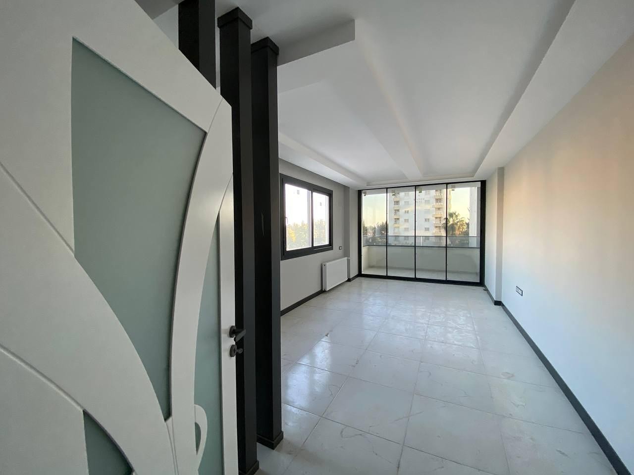 detail.propertyImage