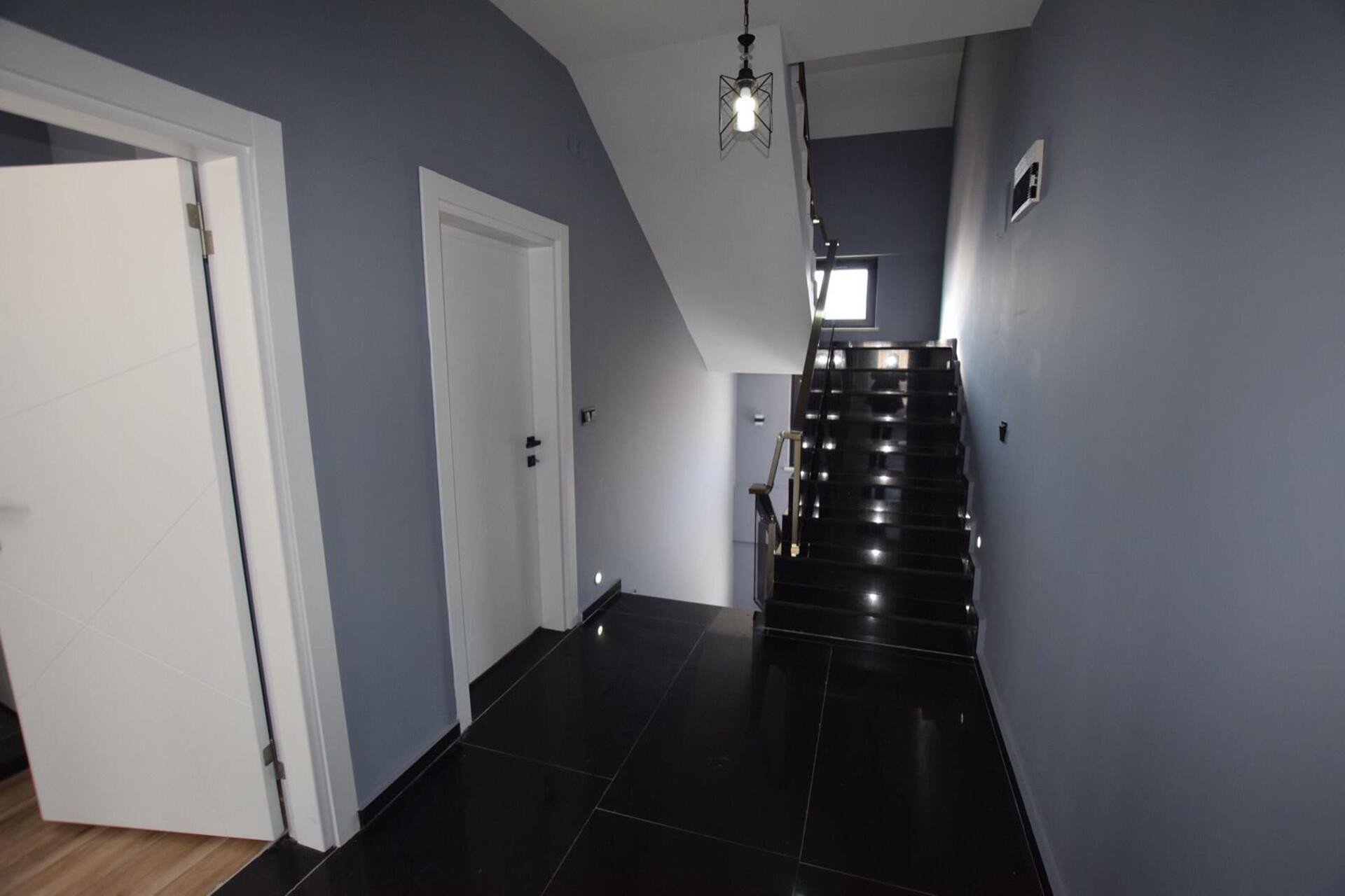 Property Images 3