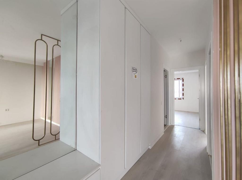 detail.propertyImage