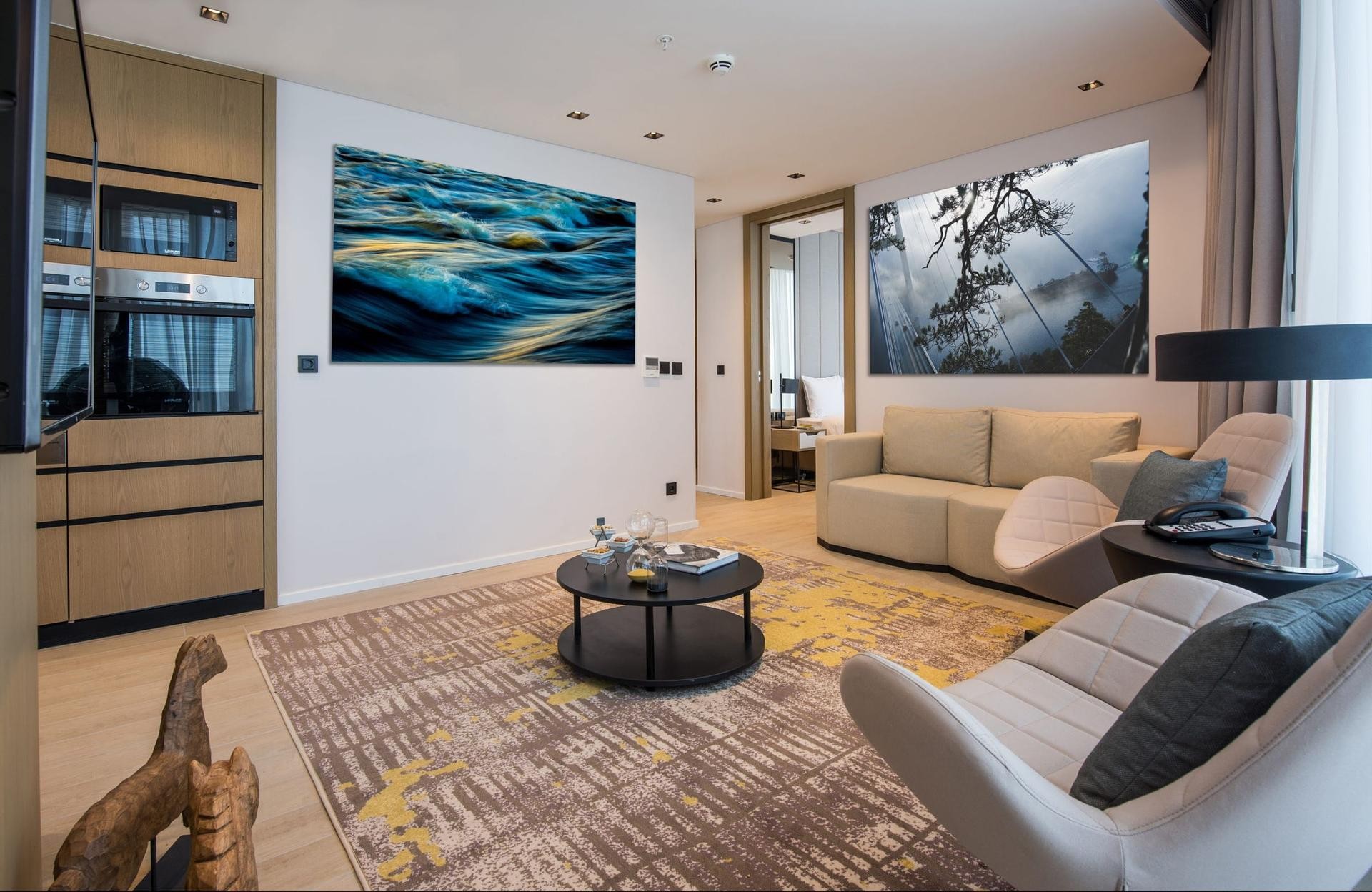 detail.propertyImage