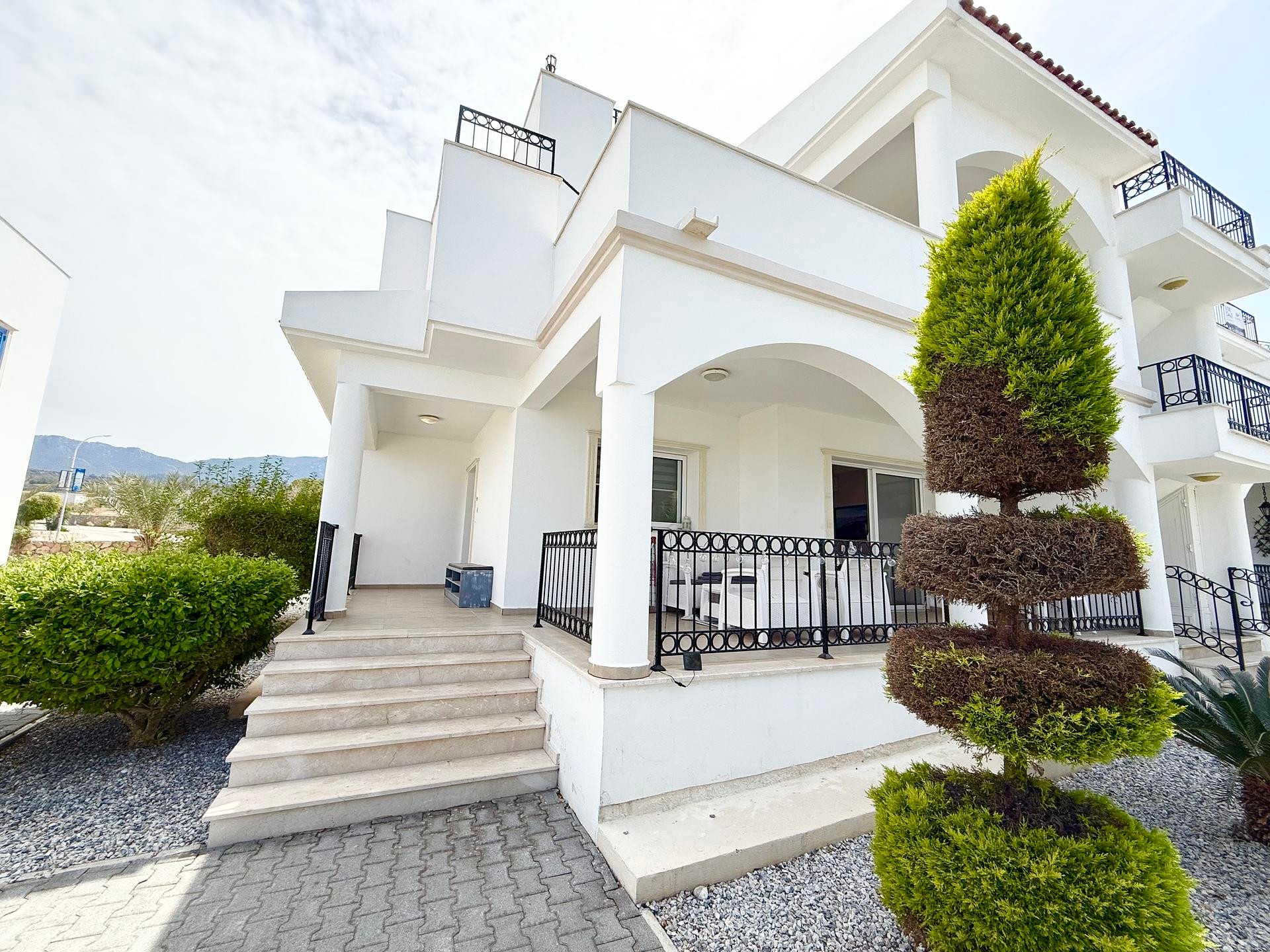 detail.propertyImage